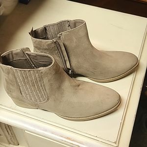 LC TAN Faux Suede BOOTIES